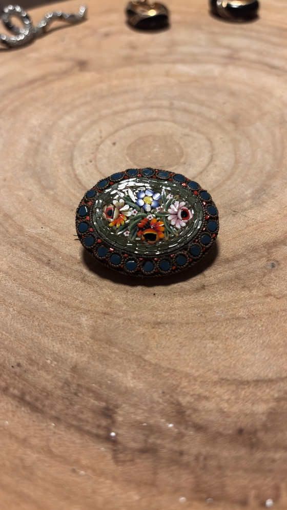 Image 1 of Set van drie brosse, victoriaanse, Italiaanse style. 