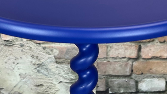 Polspotten Twister - blue | Studio Polspotten – Side tables, Metal (photo 7 of 7)