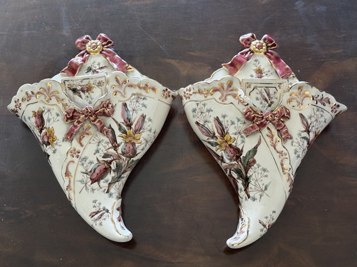 Cornes d'Abondance or Jardinière Murale in Sarreguemines earthenware Late 19th century