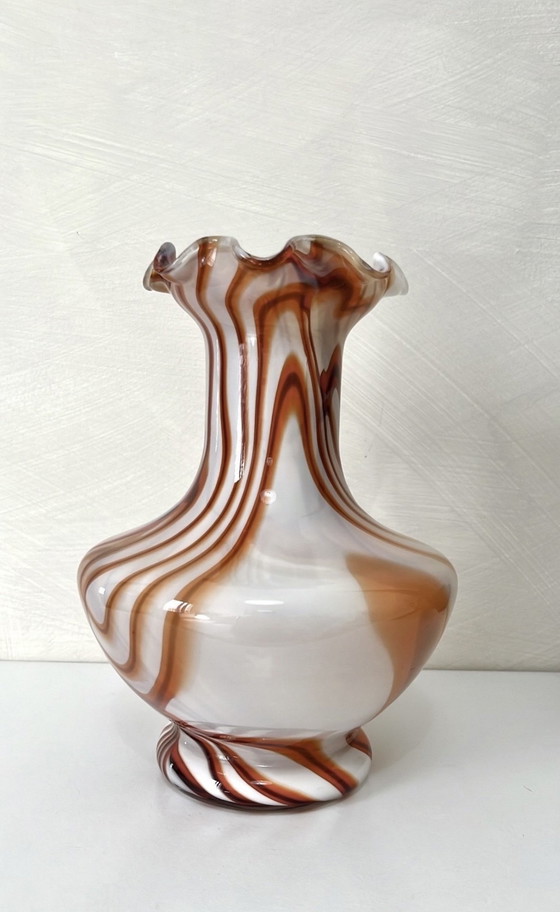 Image 1 of Vaso vintage in opalino di Murano arancione e bianco degli anni '70