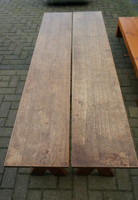 Image 1 of Rustieke boerenbanken met X-vormig frame van kersen- en eikenhout, jaren 1940.