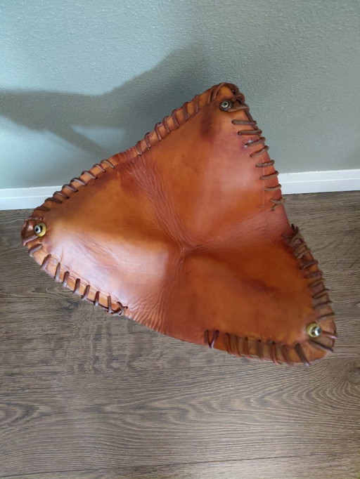 Vintage hunting chair