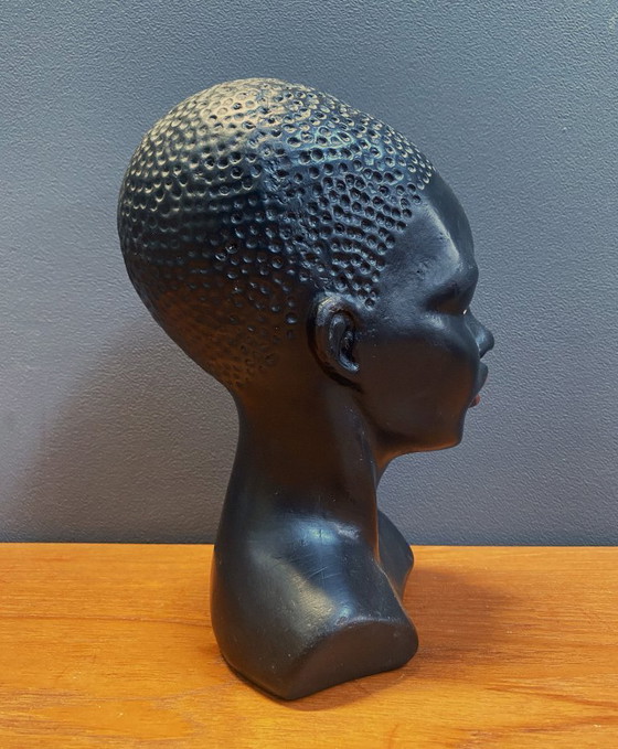 Image 1 of Busto in ceramica di uomo africano, anni '60