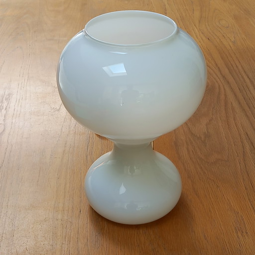 Table Light in White Opaline 60-70's