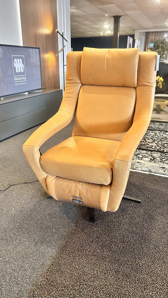 Image 1 of Poltrona relax Koinor modello Yoko elettrica a batteria