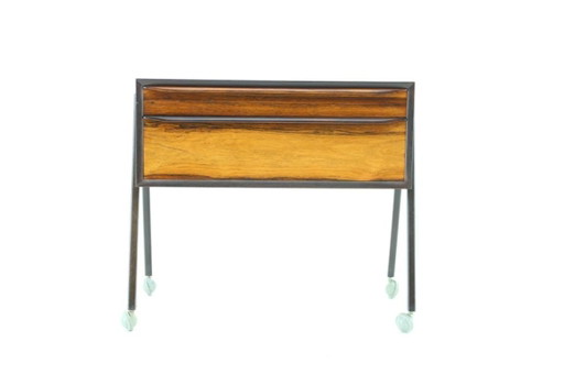 Gerestaureerde Deense naaikast op wielen in mid-century modern stijl, gemaakt van palissanderhout, jaren 60.