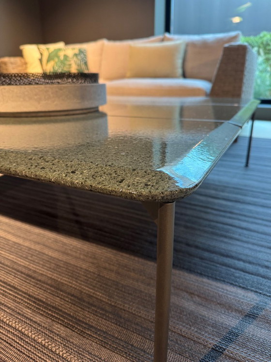 B&B Italia outdoor - Borea Couchtisch, Couchtische, Stein, Aluminium, Grün, Modern (Foto 5 von 5)