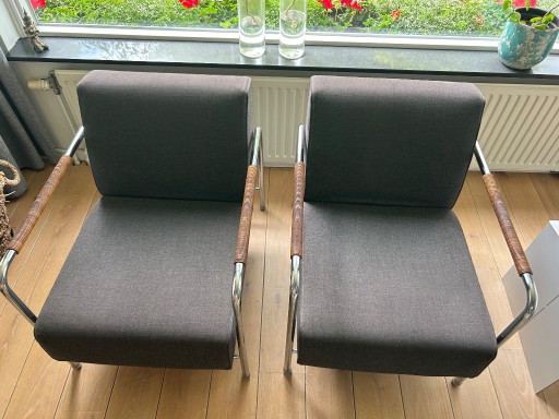 Chaise Minotti à structure tubulaire, lot de 2
