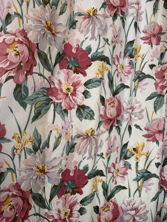 Laura Ashley Floral Curtains 70s – Wall decoration, Cotton (photo 9 of 14)