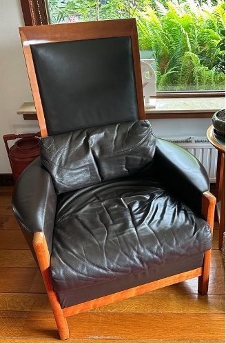 Giorgetti leather designer chair