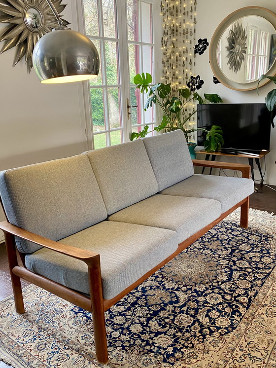 Image 1 of Sofá danés de teca de tres plazas, años 60