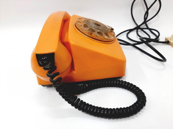 Image 1 of Téléphone à cadran rotatif vintage