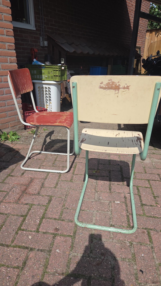 Sedie scolastiche finlandesi vintage - Restaurate – Sgabelli, Iron, Wood (photo 9 of 9)