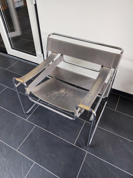 Image 1 of Chaise Wassily