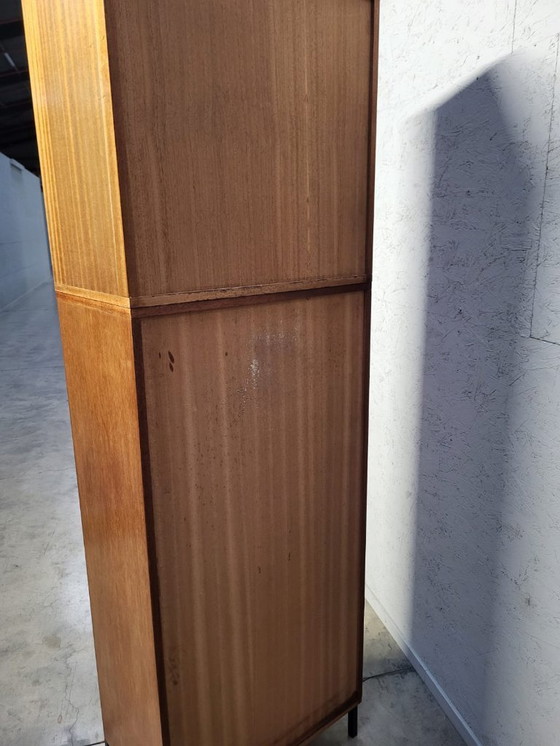 Image 1 of 2-delige (losse delen) vintage hoge opbergkast – 1960s – Echt houtfineer