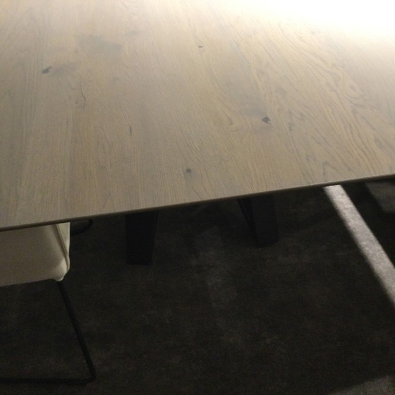 Image 1 of Table de salle à manger Musterring Nevio - 240x100 avec chaises Picara (lot de 3) et banc de salle à manger