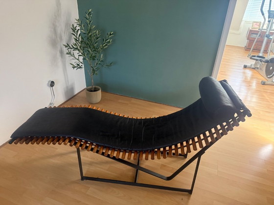 Bijzondere originele vintage Spine Back chaise longue, ontworpen door Peter Strassl in Duitsland in 1978. (photo 5 of 6)