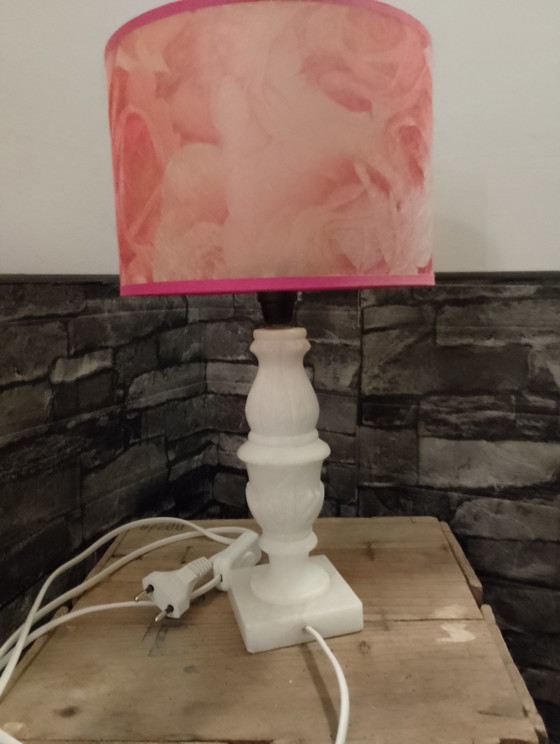 Image 1 of Vintage alabaster lamp from the 1950s/60s with a fully restored fiberglass lampshade