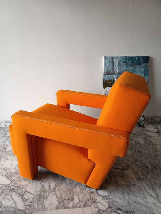 Image 1 of Fauteuil CASSINA Utrecht 637 en Laine Kvadrat Orange 13L par Gerrit Thomas Rietveld