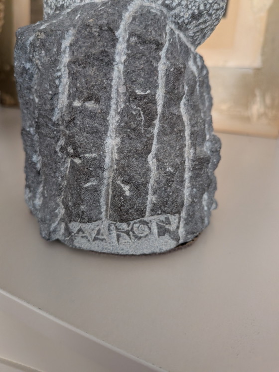 Image 1 of Sculpture originale shona « Dame fière » – Signée par Aron Kapembeza