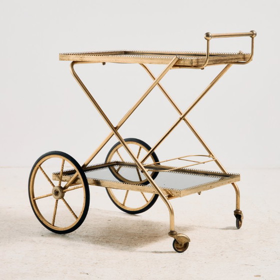MK10357 Carrito con estructura de latón de Maison Jansen, Francia – Carritos de bar, Metal (photo 2 of 11)