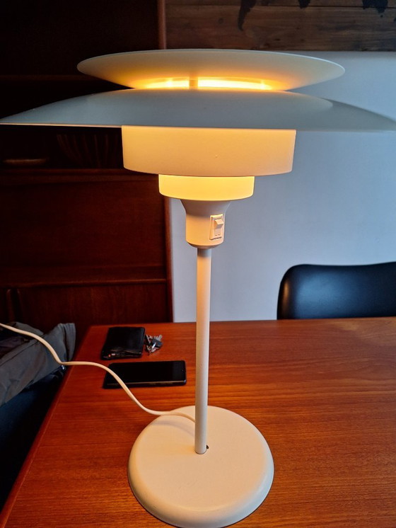 Image 1 of Deense vintage tafellamp Poul Henningsen