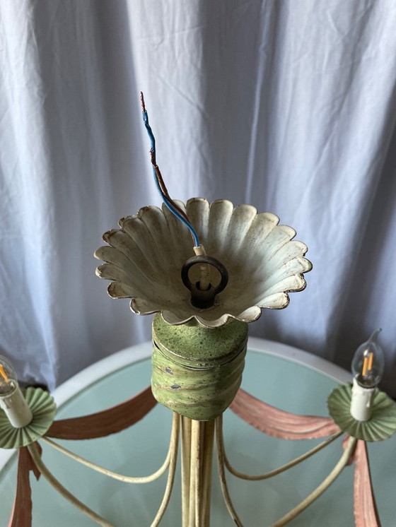 Image 1 of Vintage kroonluchter in romantische stijl met 6 armen, gemaakt van geëmailleerd plaatmetaal, Italië 1950.