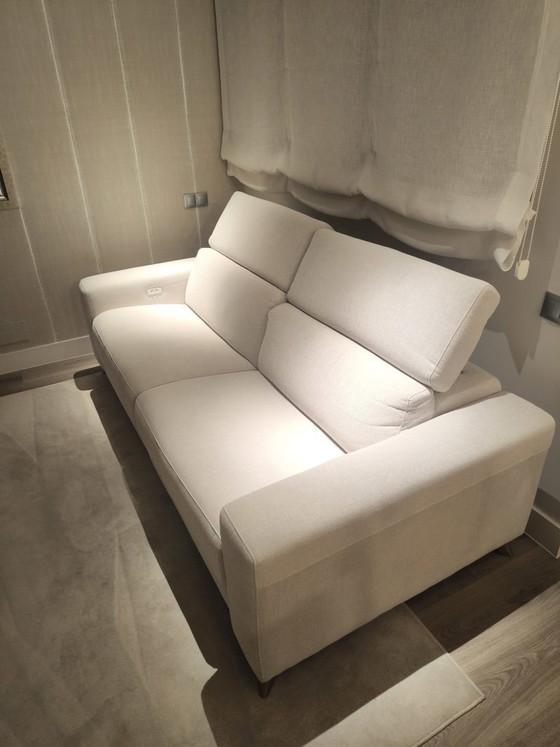 Image 1 of Canapé-lit beige moderne – comme neuf