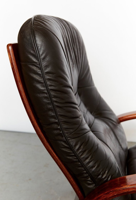 Image 1 of Poltrona vintage scandinava con pouf di Arnt Lande per Westnofa, anni '70