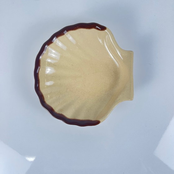 Image 1 of Set van 6 keramische sint-jakobsschelpen van E. Henry