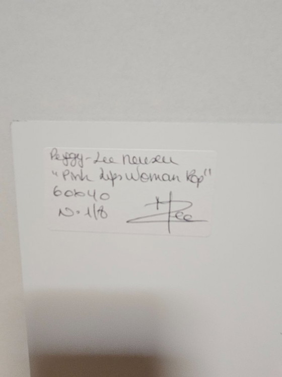 Image 1 of Stampa giclée "Donna con labbra rosa" su alluminio, 60x40 cm.