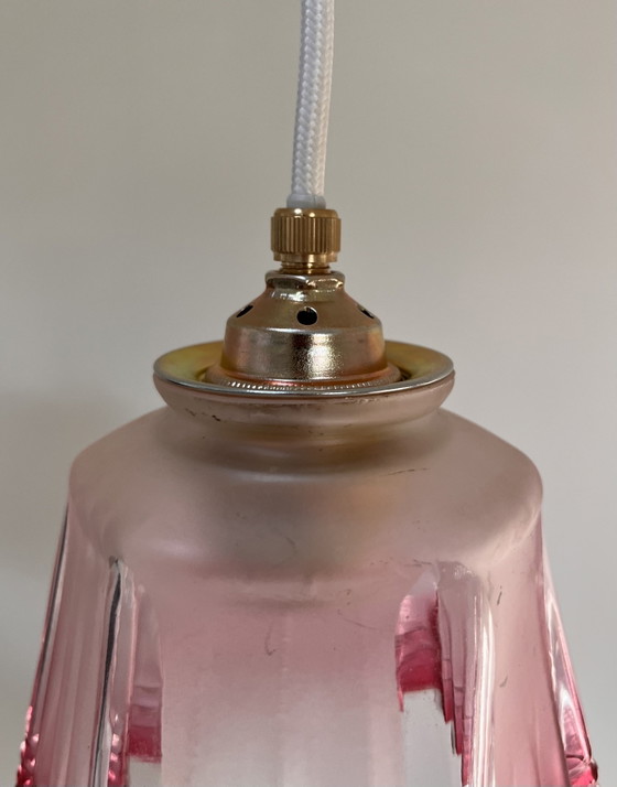 Lampada a Sospensione Stile Art Déco / Anni '30 – Vetro Rosa Satinato a Coste – Lampade a sospensione, Glass (photo 3 of 9)