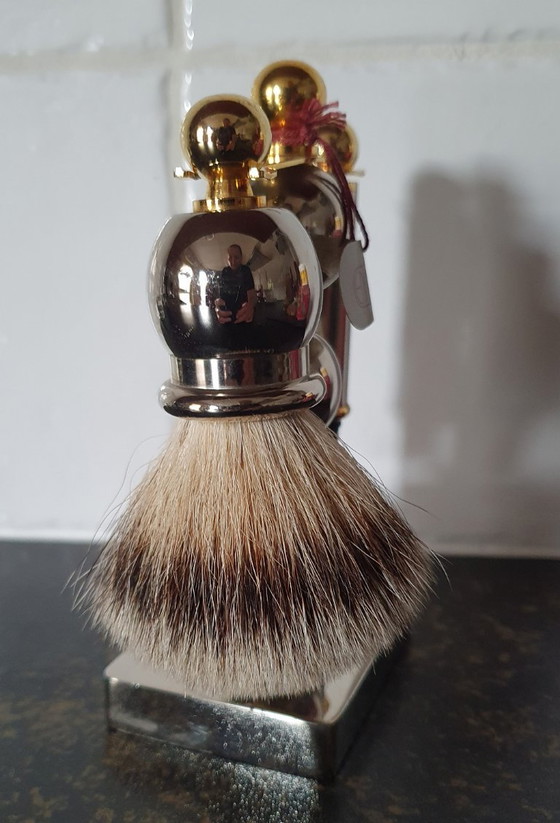 Set da barba vintage Emrich Germania – Regali, Plastic, Brass (photo 7 of 8)