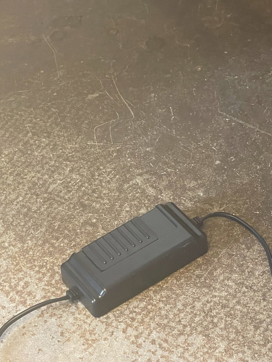 Image 1 of Leolux Pode Osun lamp