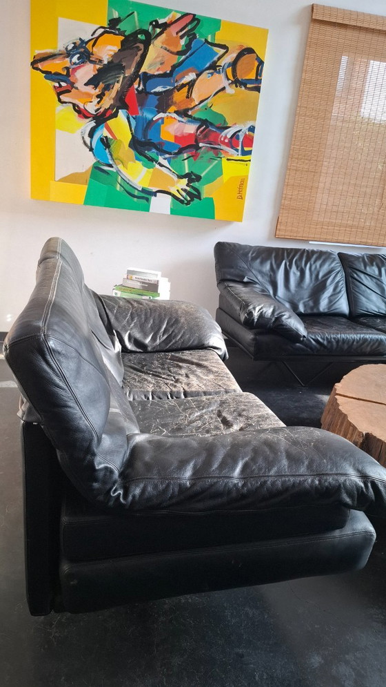 Schwarzes Leder, drei- und zweisitzig, Durlet – 2 Sitzer Sofas, Leather (photo 2 of 5)