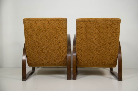 Image 1 of Satz von zwei Sesseln H70 von Jindrich Halabala, 1930er Jahre