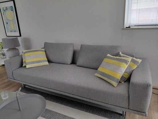 Divano Design On Stock Cascade – grigio chiaro | 3,5 posti, come nuovo