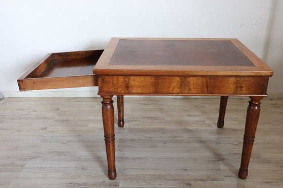 Image 1 of Antiker Schreibtisch in Nussbaum, Italien Mitte 19.