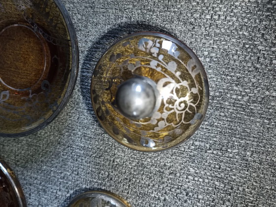 Image 1 of Service de table en verre ambré de Murano.