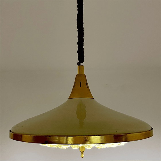 Mid Century Modern Retractable Metal And Pressed Glass Pull Down Pendant Lamp, 1960s-70s (photo 7 of 15)