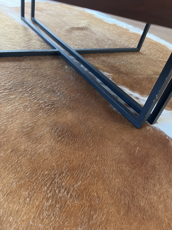 Mesa de centro redonda de nogal – Mesas de centro, Metal, Wood (photo 5 of 5)