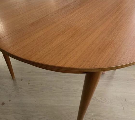Image 1 of Table à manger scandinave vintage en teck 