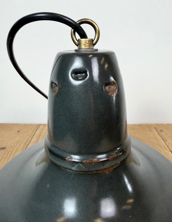 Industrial French Black Enamel Factory Pendant Lamp, 1960s – Iron (photo 15 of 17)