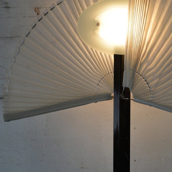 Image 1 of 1 x Butterfly floor light