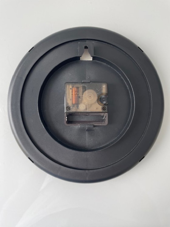 Image 1 of Vintage Junghans wandklok – postmodern design uit de jaren 80