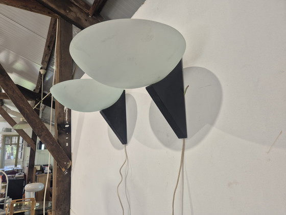 Image 1 of Een paar vintage Italiaanse postmoderne wandlampen