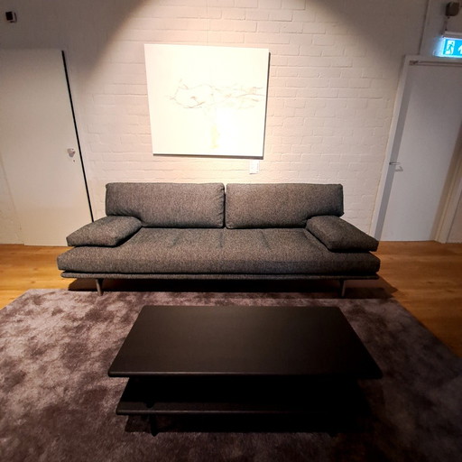 Zanotta Milano 2.5-seater sofa