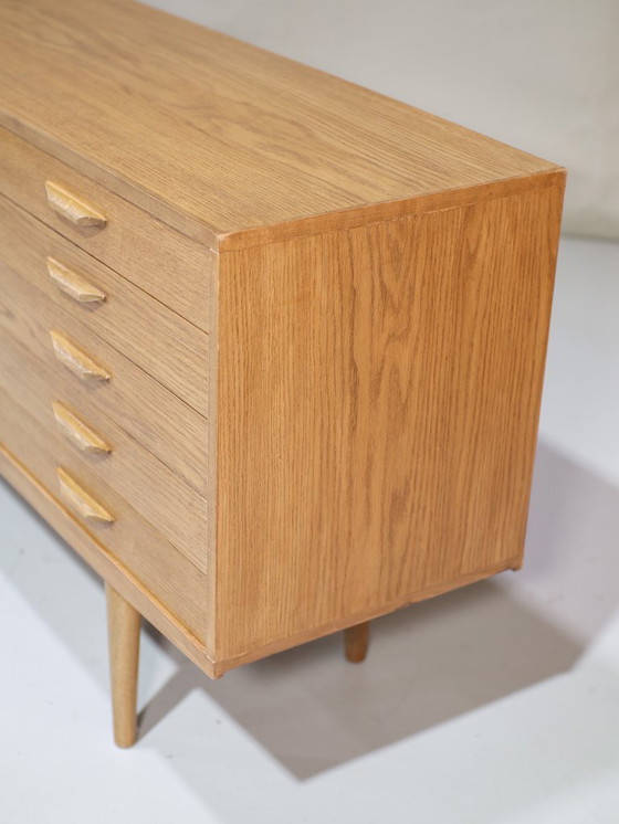 Image 1 of Buffet bas chêne vintage danois