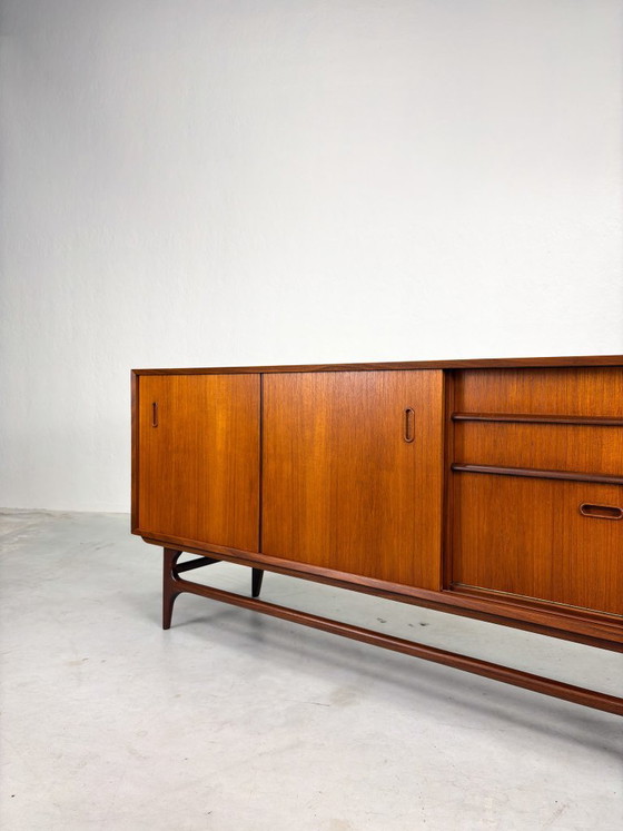 Aparador Mid-century de teca – Aparadores, Wood (photo 3 of 20)