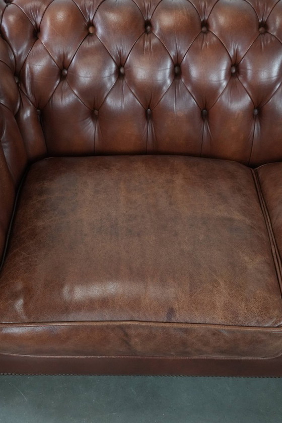 Image 1 of Sofá Chesterfield clásico de piel de vaca marrón de estilo inglés